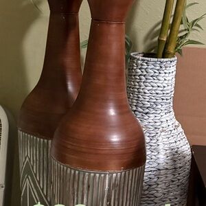 Elegant Brown and Silver Vase Set